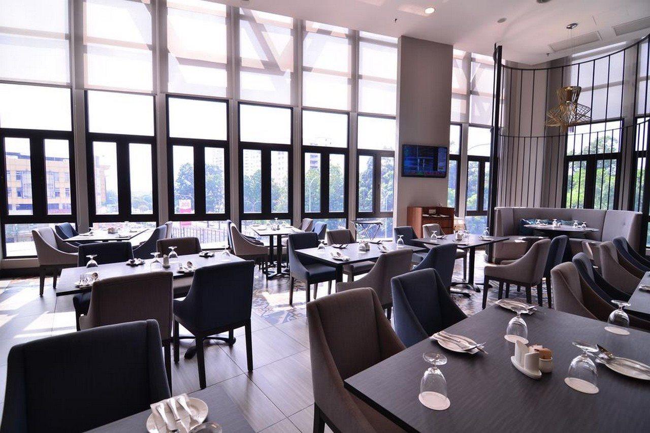 Mercure Selangor Selayang Hotel 4*